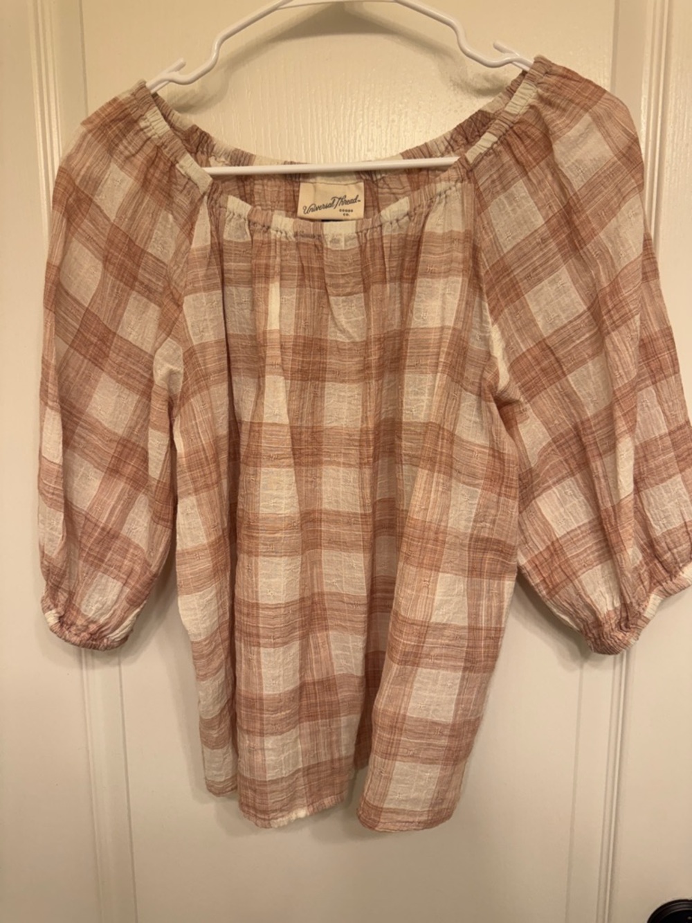 Universal Thread Cream and Light Mauve Plaid Peasant Blouse